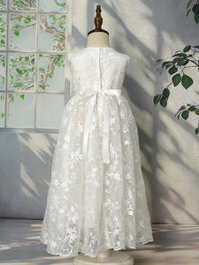 Abito <span class=keywords><strong>da</strong></span> Principessa Bianco in Pizzo per Bambine con Cuffietta, Vestito Formale per Cerimonie, Personalizzabile, Vendita all'Ingrosso - Product Image 5