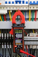 6018A 4000 Penghitung Otomatis Rentang Multifungsi Penguji Kapasitansi Resistansi Layar Warna Digital Clamp Multimeter