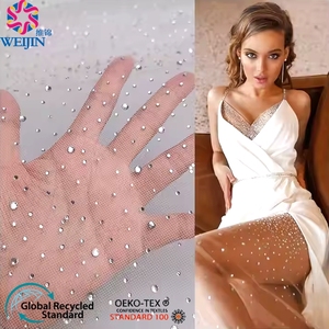 Tela de boda de poliéster 100% de gama alta novia 3D diamantes de imitación cristal diamante blanco tul Power Mesh proceso de tejer muestra gratis - Product Image 1
