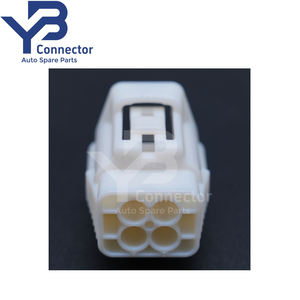 Expédition <span class=keywords><strong>rapide</strong></span> S-umitomo femelle <span class=keywords><strong>connecteur</strong></span> de pompe à <span class=keywords><strong>carburant</strong></span> 4 broches pour Toyota Camry 6189-0168 - Product Image 4