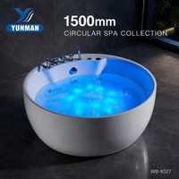 Baignoire de massage autoportante en acrylique haute brillance OEM/ODM avec robinet intégré, commande intelligente, spa portable pour hôtel, villa, appartement