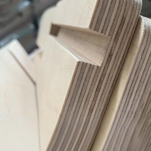 Nouvelle production de <span class=keywords><strong>contreplaqué</strong></span> stratifié mélaminé 18 mm, <span class=keywords><strong>bois</strong></span> massif multicouche, panneau de classe E0 pour armoires et meubles - Product Image 5