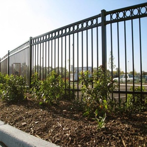 Panneau de clôture en acier galvanisé pour piscine de ranch, espace de jeux pour enfants, espace public - Sécurité anti-escalade de 8 pieds - Product Image 4