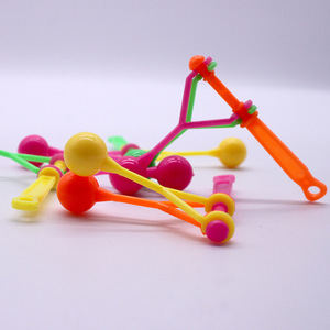 Gran oferta, Bola de doble toque Mini, agitador de mano de plástico colorido para niños, juguete pequeño de plástico - Product Image 1