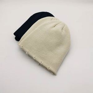 Gorro de punto unisex de alta calidad, nuevo, estilo desgastado, holgado, para esquí, cálido, con borde deshilachado, para invierno, para adultos. - Product Image 4