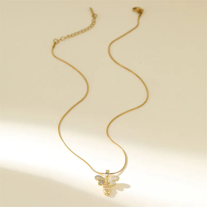 Collar con Colgante de Abeja Minimalista con Micro Pavé de Circonita, Cadena de Acero Inoxidable para Mujer, Joyería para Uso Diario - Product Image 2