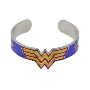 Pulsera de cristal con Logo de Wonder Woman para mujer, brazalete con abalorio de cristal, regalo para chica - Product Image 5