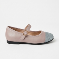 Großhandel Mädchen- und Damenschuhe: Mary-Jane-Schuhe, Lederschuhe, Flache Freizeitschuhe, Büroschuhe, Partyschuhe
