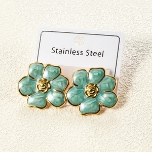 Boucles d'oreilles clous tendance multicolores en acier inoxydable avec garniture florale dorée, hypoallergéniques, bijoux pour femme, cadeau - Product Image 5