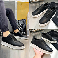 Chaussures de skate tendance noires pour hommes, baskets décontractées légères pour étudiants, chaussures de sport en PU pour hommes