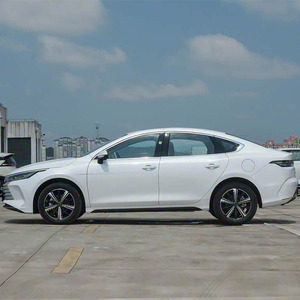 รถยนต์มือสองไมล์น้อย ปี 2024 BYD Destroyer 05 <span class=keywords><strong>DM</strong></span>-i ซีดานขนาดกะทัดรัด PHEV ปลั๊กอินไฮบริด พลังงานใหม่ รถยนต์ไฟฟ้า สีเดิมจากโรงงาน - Product Image 2