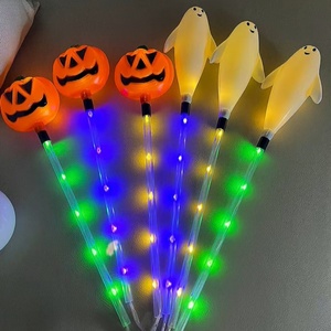Lampe de sol LED à énergie solaire en forme de citrouille d'Halloween avec yeux de fantôme pour la décoration de jardin, bureau, route et cour - Product Image 3