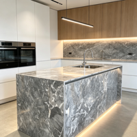 Marbre gris romantique de qualité supérieure, idéal pour les halls d'hôtels de style moderne et les murs d'îlots de cuisine intérieurs
