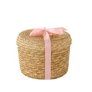 Nuevas cestas redondas de mimbre para regalo de San Valentín, cesta de almacenamiento tejida para embalaje de regalo con tapa