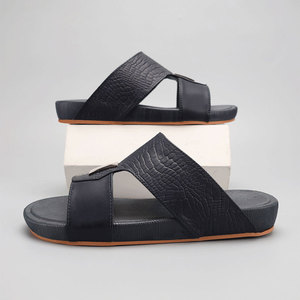 Vente en Gros de Sandales de Grande Taille pour Hommes de Mode Imperméables Pantoufles Arabes Style Plat - Product Image 3