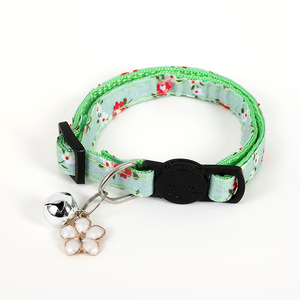 Nuevo diseño de poliéster Airtag Pet <span class=keywords><strong>Collar</strong></span> flor colgante con campana pequeña lindo estampado perro gato <span class=keywords><strong>Collar</strong></span> - Product Image 5