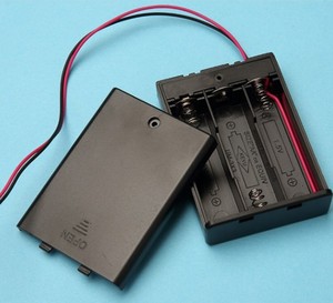 4.5V 3 AA 3AAA プラスチック電池ホルダー（カバー、スイッチ、リード線、ピン、JSTコネクタ、9Vスナップ付き） - Product Image 2