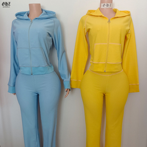 Completo da donna 2 pezzi in maglia waffle personalizzato: giacca a maniche lunghe e pantaloncini, tuta streetwear estiva 2026 - Product Image 4