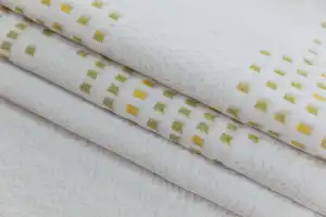 Single Jacquard 100 Polyester Tricot Knitting Quilted Woven Mattress Fabric