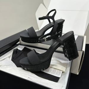 Zapatos de Mujer de Alta Calidad, Modernos y Vanguardistas, Tacón Grueso con Pedrería, Goma Antideslizante, Lujo Discreto, Marca CC - Product Image 6