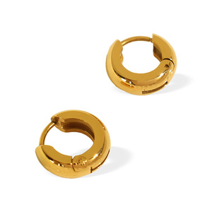 ต่างหูแบบห่วง ไทเทเนียมสตีล ชุบทอง 18K สำหรับทุกเพศ ใส่ได้ทุกวัน ดีไซน์มินิมอล ลายเส้นวงรี รูปทรงตัวยู รูปทรงเรขาคณิต - Product Image 5