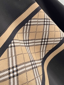 Sudadera de lujo con diseño a cuadros, estilo vintage clásico, color negro, marca Burberry, para hombre. - Product Image 5