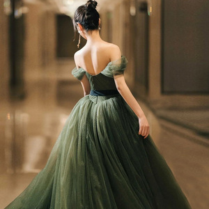 Abito da sera lungo da donna verde estivo con spalle scoperte, linea ad A, decorazioni in pizzo, vita naturale e <span class=keywords><strong>schiena</strong></span> in pizzo - Product Image 4