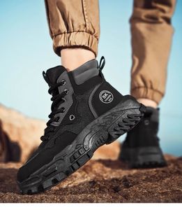 Chaussures de randonnée décontractées pour hommes, de haute qualité, résistantes à l'usure, imperméables, à semelle épaisse, respirantes, style rétro, pour la randonnée en plein air - Product Image 3