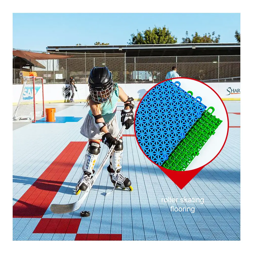 Carreaux de sol PP pour terrain de hockey en ligne intérieur de la meilleure qualité, carreaux de sol en plastique pour patinoire à roulettes extérieure portable