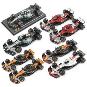 Bburago 1:43 F1 2025 Coche de Carreras de Aleación Fundido a Presión con Vitrina Acrílica y Figura de Piloto, Juguete Coleccionable para Mayores de 14 Años - Product Image 1