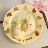 Porte-clés étoile et lune mignon et moelleux avec clochette, pendentif de sac doux et duveteux, breloque en peluche Kawaii, cadeau adorable pour filles, accessoires de sac à dos