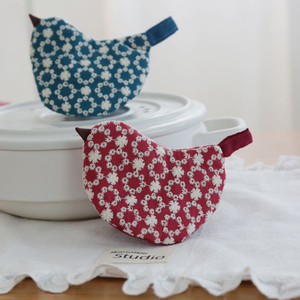 Résistant à la chaleur Plaid Coton Floral Broderie Oiseau Pot Poignée Mini Cuisine Gants Théière Poignée Pot Cap Chapeau - Product Image 1