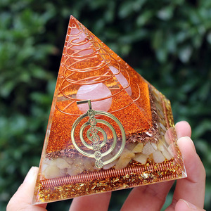 Pyramide en résine époxy avec cristal, ornement de bureau, boule rose 7-impulsions, décoration d'intérieur, cadeau - Product Image 2