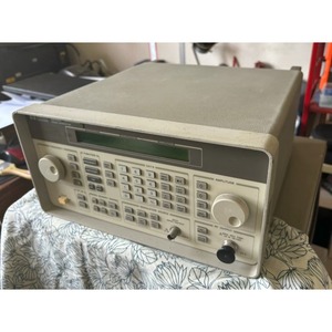 เครื่องกำเนิดสัญญาณ Rf แบบสังเคราะห์ 8648d จำนวน 1 ชิ้น, 9 กิโลเฮิร์ตซ์ถึง 4000 เมกะเฮิร์ตซ์ สภาพมือสองที่ดี - Product Image 4