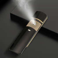 Nano Spray con agua Vaporizador facial Rociador de niebla facial Vaporizador facial Humidificador facial Portátil Barba de lujo Mister