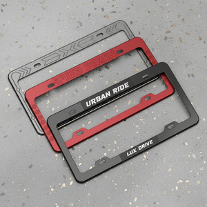 Marco de Matrícula Personalizado Ligero, Estilo Europeo, con Diseño 3D de Anime, Moderno y Elegante - Product Image 2