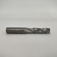 Foret en carbure de tungstène massif à 3 cannelures personnalisable pour application de refroidissement interne en spirale sur