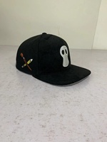 Gorra de Béisbol de 6 Paneles con Bordado de Personajes y Hojas Tropicales, Personalizable con Logotipo, MOQ Bajo, Venta Caliente