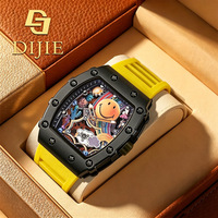 Une véritable montre sportive décontractée de haute qualité, boîtier en forme de barillet, mouvement à quartz, design élégant