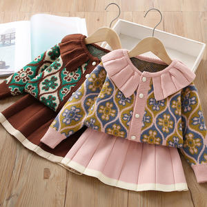 Ensemble de pull pour filles automne-hiver <span class=keywords><strong>2023</strong></span>, nouveau style coréen décontracté, col fleuri tendance, robe deux pièces pour petites filles - Product Image 1