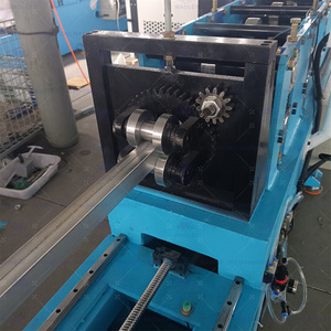 Machine de formage de tubes en acier inoxydable contrôlée par PLC de haute précision avec moteur et engrenage pour ligne de production de tuyaux - Product Image 4