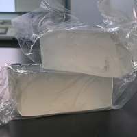 Étiquettes adhésives thermofusibles personnalisées pour bouteilles d'eau, de jus et de boissons, en PET, étiquettes professionnelles, colle résistante aux basses températures