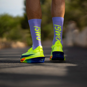 Couleur néon Logo personnalisé Marathon Chaussettes populaires Sports Player <span class=keywords><strong>Trail</strong></span> Chaussettes Ultra Respirant Vente en gros Outdoor Cycling Chaussettes Hommes - Product Image 2