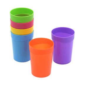 Gobelets en plastique arc-en-ciel 400 ml, lot de six pour pique-nique - Product Image 5