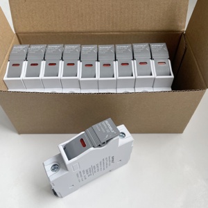 TUV CE 10*38mm DC 1000V Solaire PV <span class=keywords><strong>Fusible</strong></span> <span class=keywords><strong>Fusible</strong></span> <span class=keywords><strong>20A</strong></span> Avec LED Porte-<span class=keywords><strong>Fusible</strong></span> Protection pour Système Solaire - Product Image 5