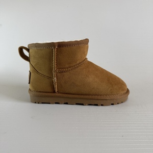 Bottes d'hiver pour enfants, dessus en <span class=keywords><strong>daim</strong></span> synthétique, doublure en fausse fourrure, semelle intérieure en TPR, bottes à la cheville pour enfants - Product Image 1