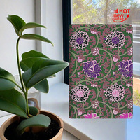 Bible de Jésus en cuir PU souple avec motif arabesque coloré unique, couverture personnalisée avec logo couleur, impression sur mesure