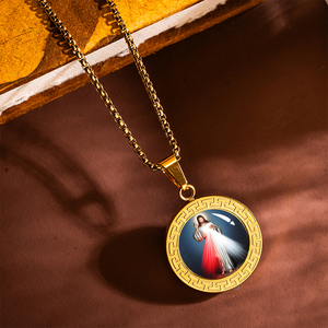 Colgante Religioso Cristiano de la Divina Misericordia con Borde en T, Chapado en Oro de 18K, Acero Inoxidable Pulido, Resina, Medalla Católica Personalizada, Venta al Por Mayor - Product Image 1