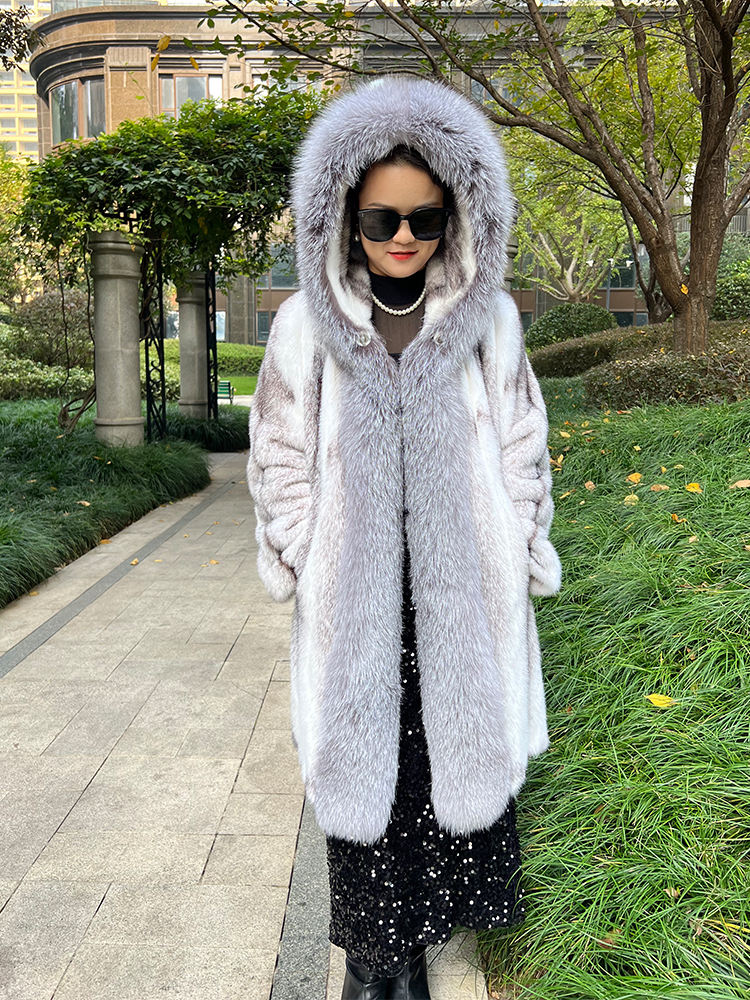 Luxury Black Cross Mink Fur Coat with Long Fox Fur Collar