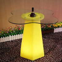 Ensemble table et chaises de bar en plastique blanc de luxe, design moderne, télécommande RGB, changement de couleur, batterie rechargeable, LED.
